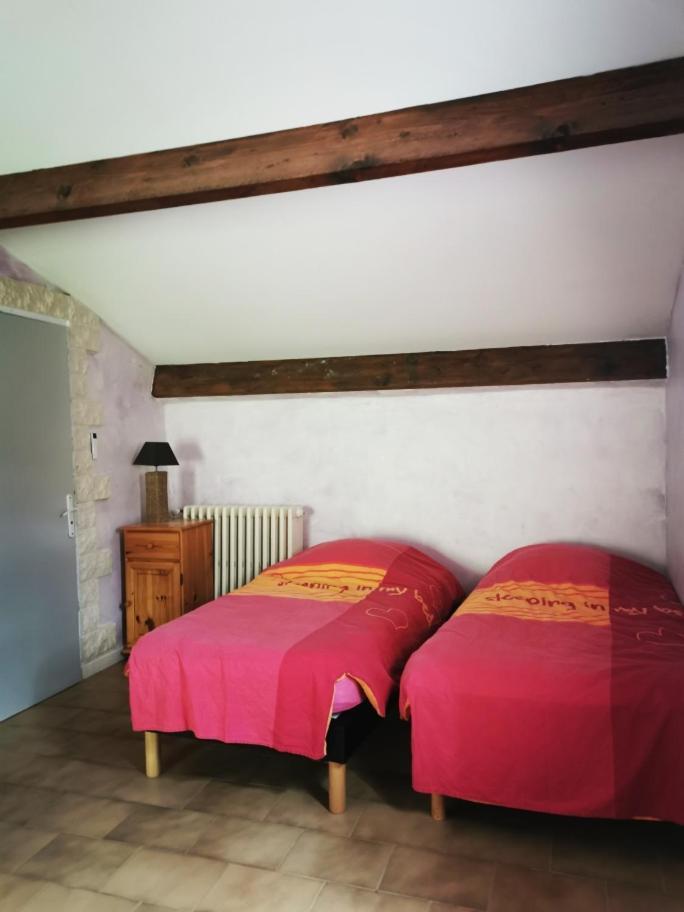 Charmant Appartement Dans Corps De Ferme Aiglun Aiglun  Exterior photo